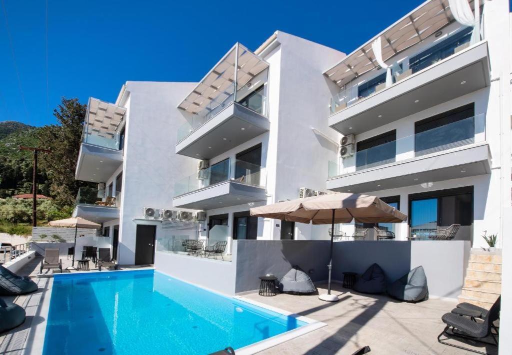 Above Blue Maisonettes Grey Diamond Nikiana Buitenkant foto